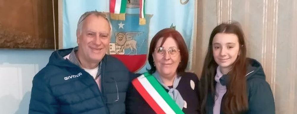 Sindaca Virginia Mariotti, Alberto Gesualdo e figlia Sofia (Argentina), discendenti da Angiolina Coscarelli